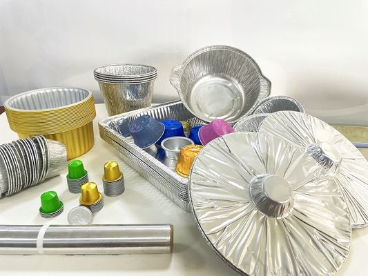 Anpassung von Einwegbehältern aus Aluminiumfolie für den Transport von Lebensmitteln