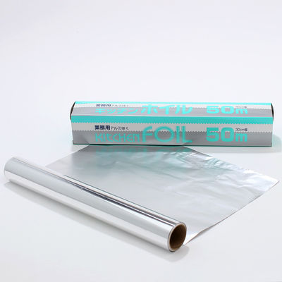 Rollen aus Aluminiumfolie zum Kochen in der Küche und zur hitzebeständigen Verpackung von Schokolade