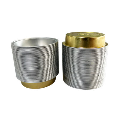 Bestellungen für kleine Backplatten und farblich beschichtete Aluminiumfoliebecher