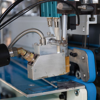 Automatische Walzkarton-Karton-Faltkarton-Folder-Gluer-Aluminiumfolie-Karton-Herstellmaschine