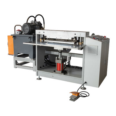 Elektrisch angetriebene Aluminium-Sägenblattpressmaschine für halbautomatische Sägenzähnenbox-Rolle