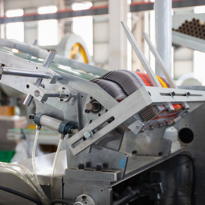 Elektrisch angetriebene automatische Kartonmaschine für Aluminiumfolie-Kartonverpackungen