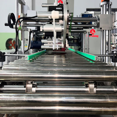 Vollautomatische Verpackungswickmaschine mit Hauptmaschinengröße 4400*1500*2200mm