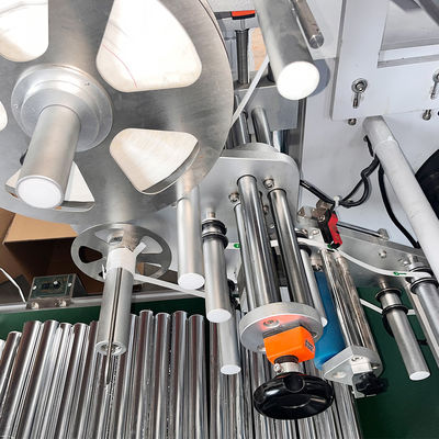 Automatische Aluminiumfolie-Schneidmaschine für Backpapierrollen und PVC-Blattrollen