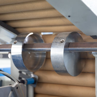 40 Stück/min Küchenschicht Aluminiumfolie Backpapier Cling Roll Schneidmaschine