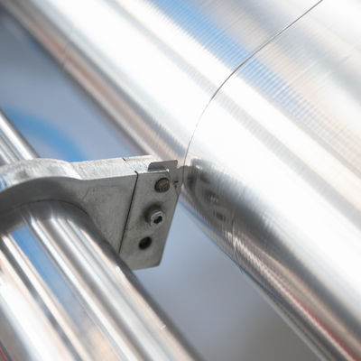 Computergesteuerte Schneidmaschine für leicht zu bedienendes Holzverpackungsmaterial Aluminiumfolie