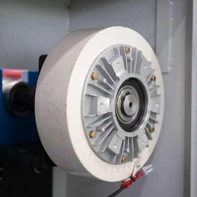 Haushalts-Aluminiumfolie Roll Rewinding Schneidemaschine mit 3KW Leistung und gut