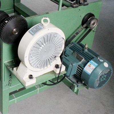 Holzverpackungsmaterial Manuelle Rewinder für Aluminiumfolienmaschine für den Haushalt